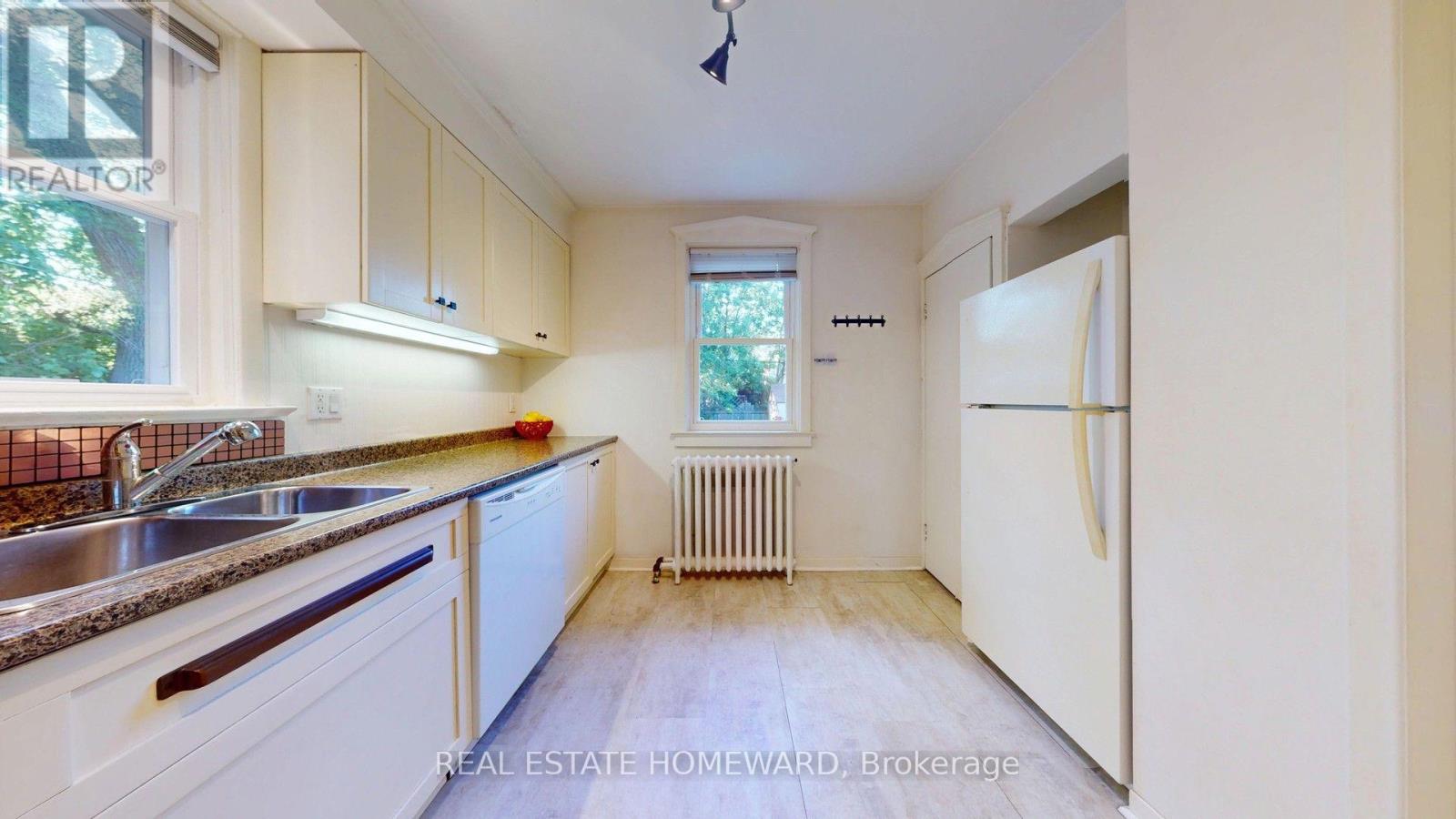 14 Beachdale Avenue, Toronto, Ontario  M1N 1V8 - Photo 9 - E13549120
