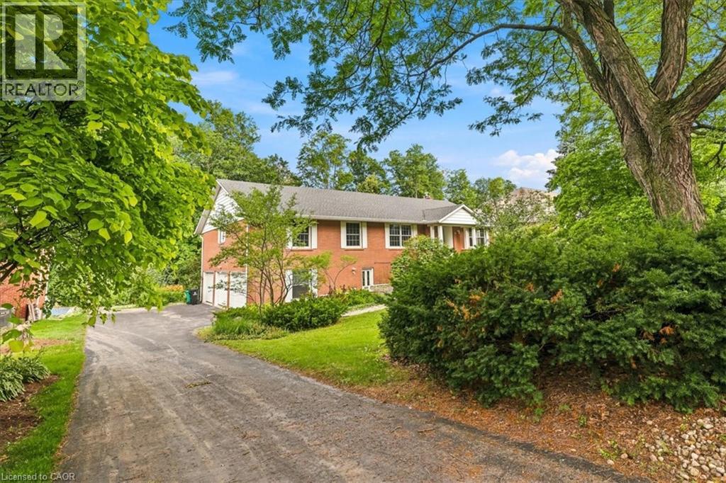 36 MAPLE HILL Drive, Kitchener, Ontario