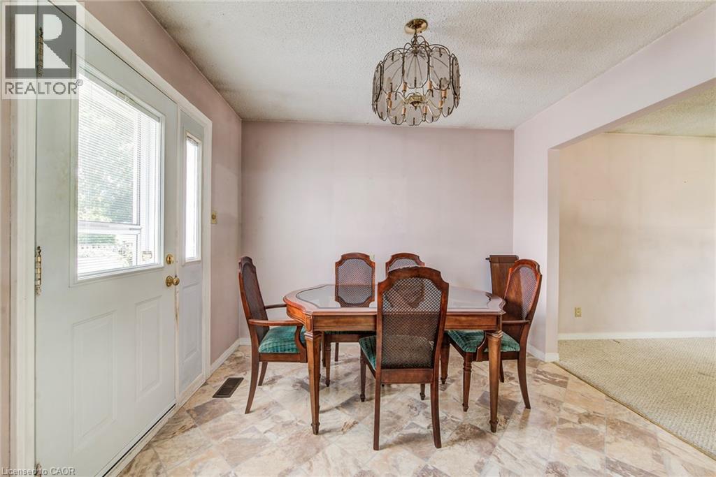 602 Highpoint Avenue, Waterloo, Ontario  N2L 4N1 - Photo 16 - 40847021