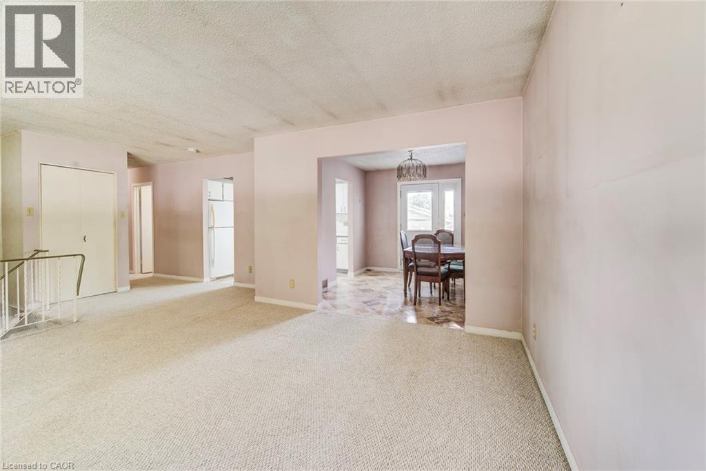 602 Highpoint Avenue, Waterloo, Ontario  N2L 4N1 - Photo 14 - 40847021