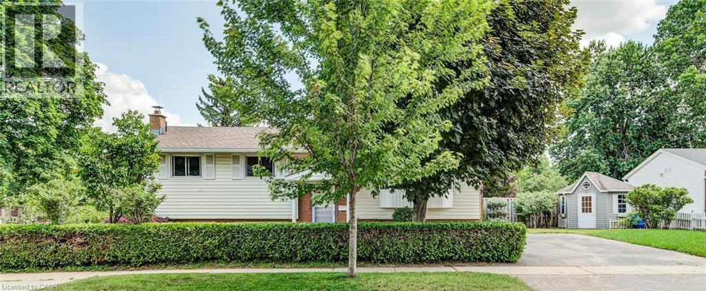 602 Highpoint Avenue, Waterloo, Ontario  N2L 4N1 - Photo 2 - 40847021