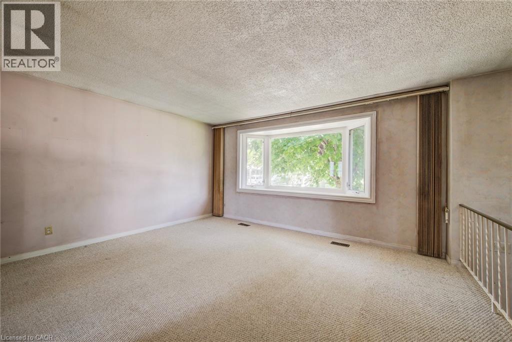 602 Highpoint Avenue, Waterloo, Ontario  N2L 4N1 - Photo 11 - 40847021