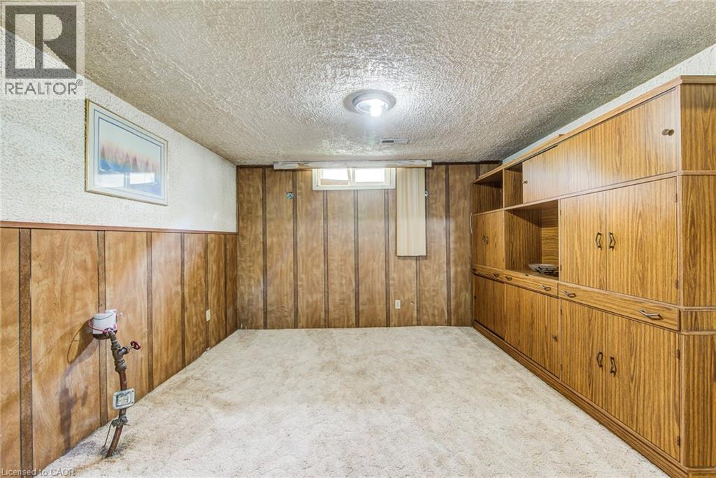 602 Highpoint Avenue, Waterloo, Ontario  N2L 4N1 - Photo 36 - 40847021