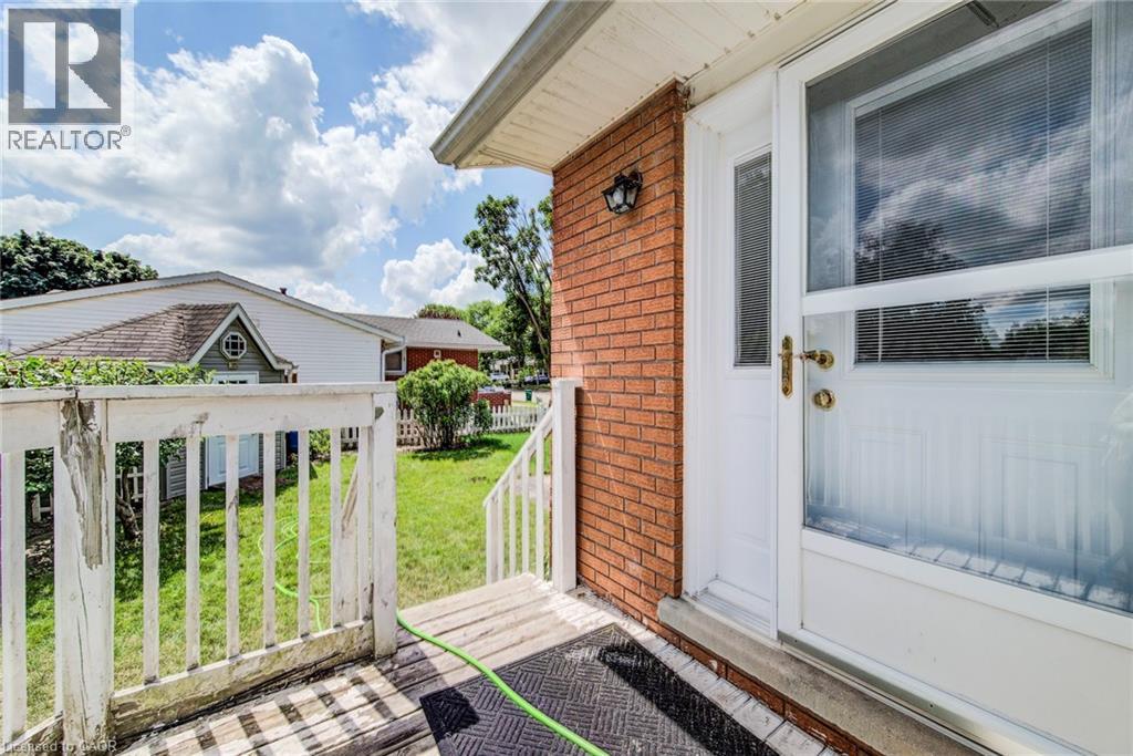 602 Highpoint Avenue, Waterloo, Ontario  N2L 4N1 - Photo 44 - 40847021