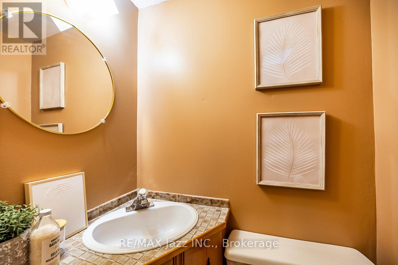 759 Cobblers Court, Pickering, Ontario  L1V 3S2 - Photo 30 - E13549342
