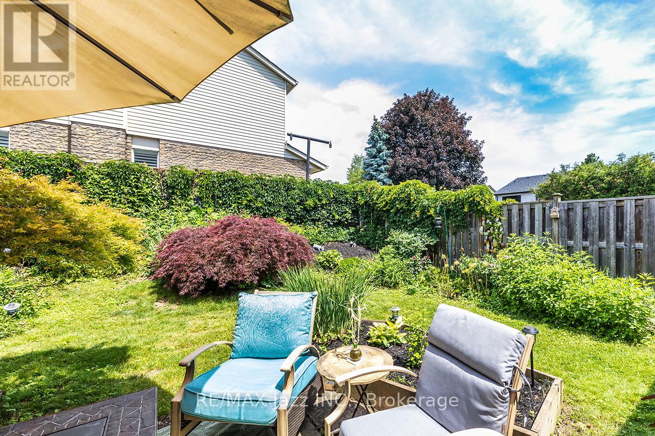 759 Cobblers Court, Pickering, Ontario  L1V 3S2 - Photo 37 - E13549342