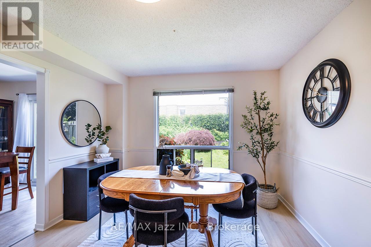 759 Cobblers Court, Pickering, Ontario  L1V 3S2 - Photo 7 - E13549342