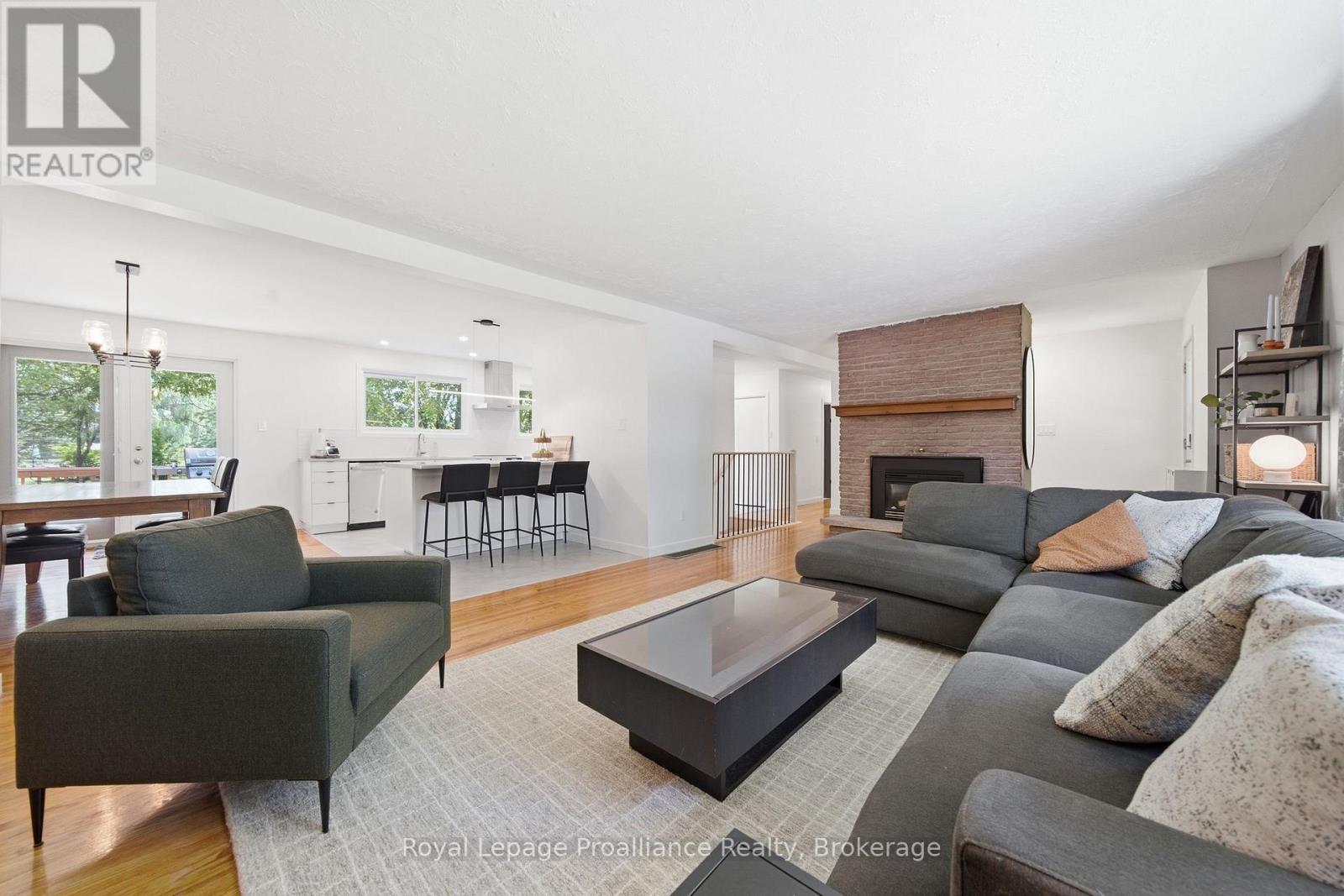 41 Walter Avenue, Quinte West, Ontario  K8V 0N5 - Photo 16 - X13549270
