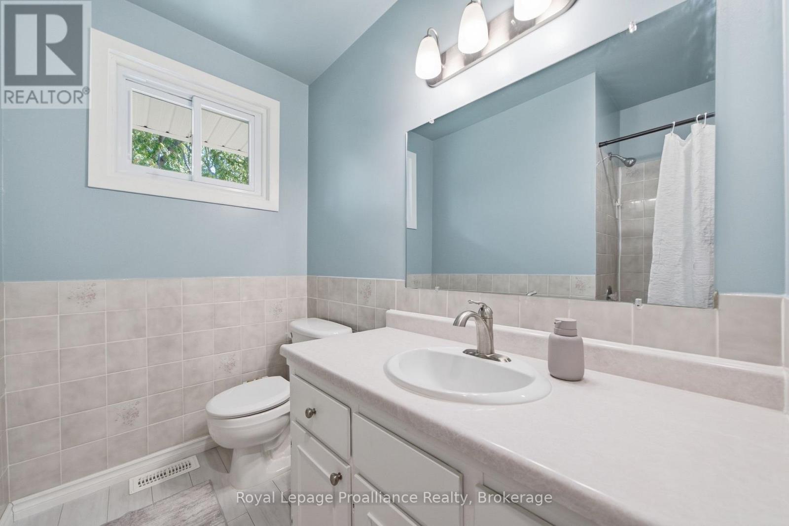 41 Walter Avenue, Quinte West, Ontario  K8V 0N5 - Photo 26 - X13549270