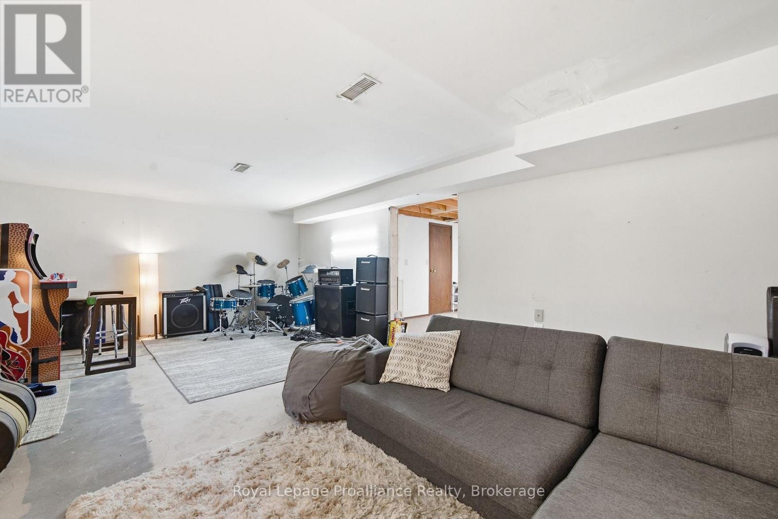 41 Walter Avenue, Quinte West, Ontario  K8V 0N5 - Photo 30 - X13549270