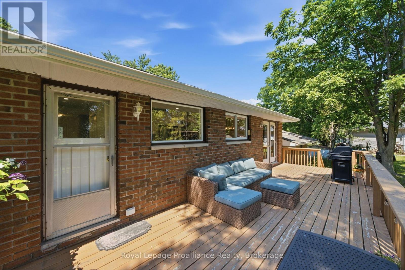 41 Walter Avenue, Quinte West, Ontario  K8V 0N5 - Photo 36 - X13549270