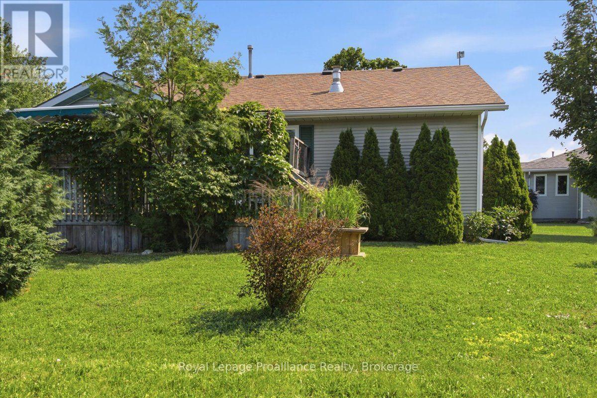 12 Reynolds Place, Prince Edward County, Ontario  K0K 3L0 - Photo 21 - X13549410