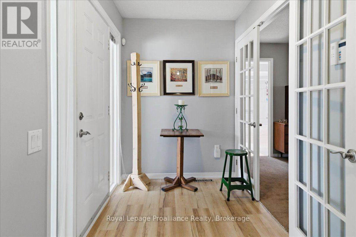 12 Reynolds Place, Prince Edward County, Ontario  K0K 3L0 - Photo 4 - X13549410