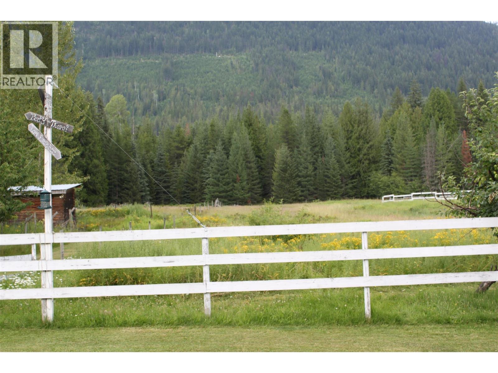 574 Mccormack Road, Burton, British Columbia  V0G 1R0 - Photo 14 - 10393094