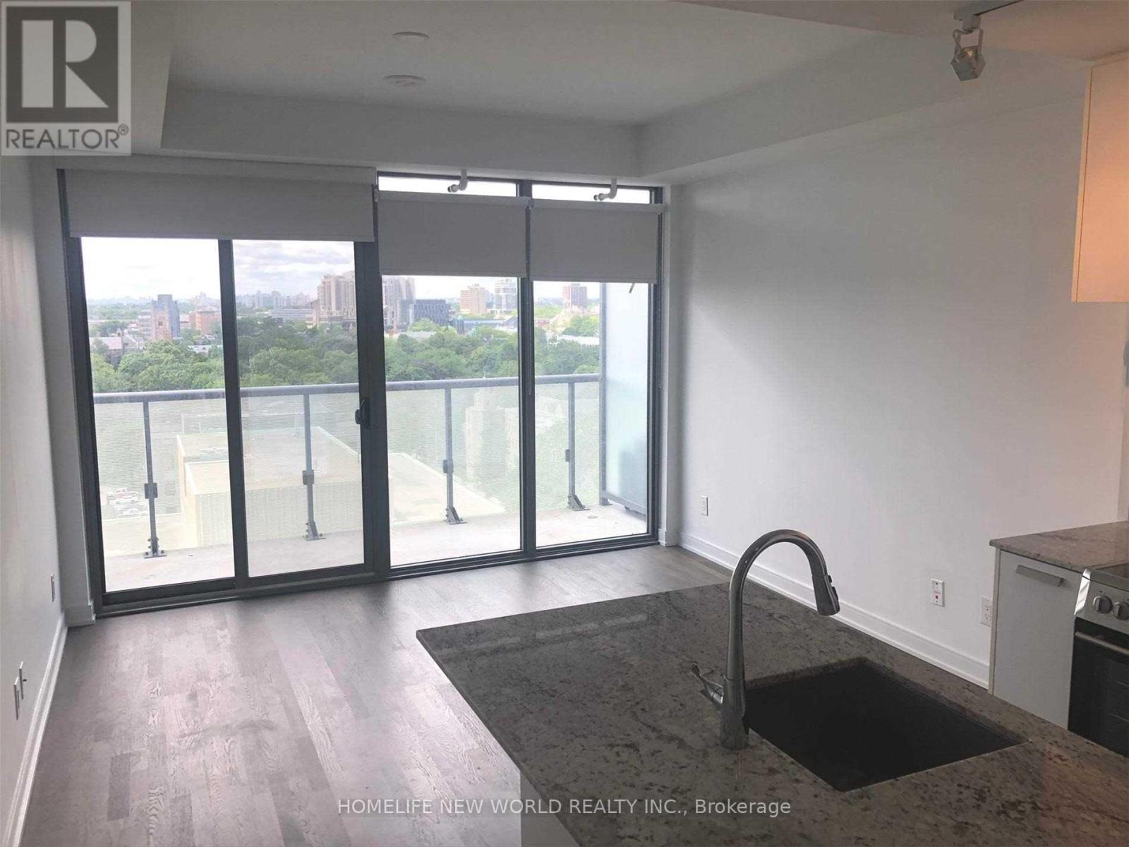 1313 - 57 St Joseph Street, Toronto, Ontario  M5S 0C5 - Photo 5 - C13549356