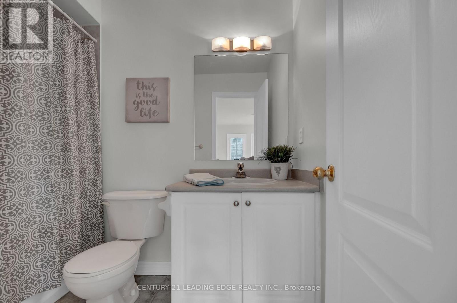 319 Mapleview Court, Pickering, Ontario  L1X 2X3 - Photo 34 - E13549316