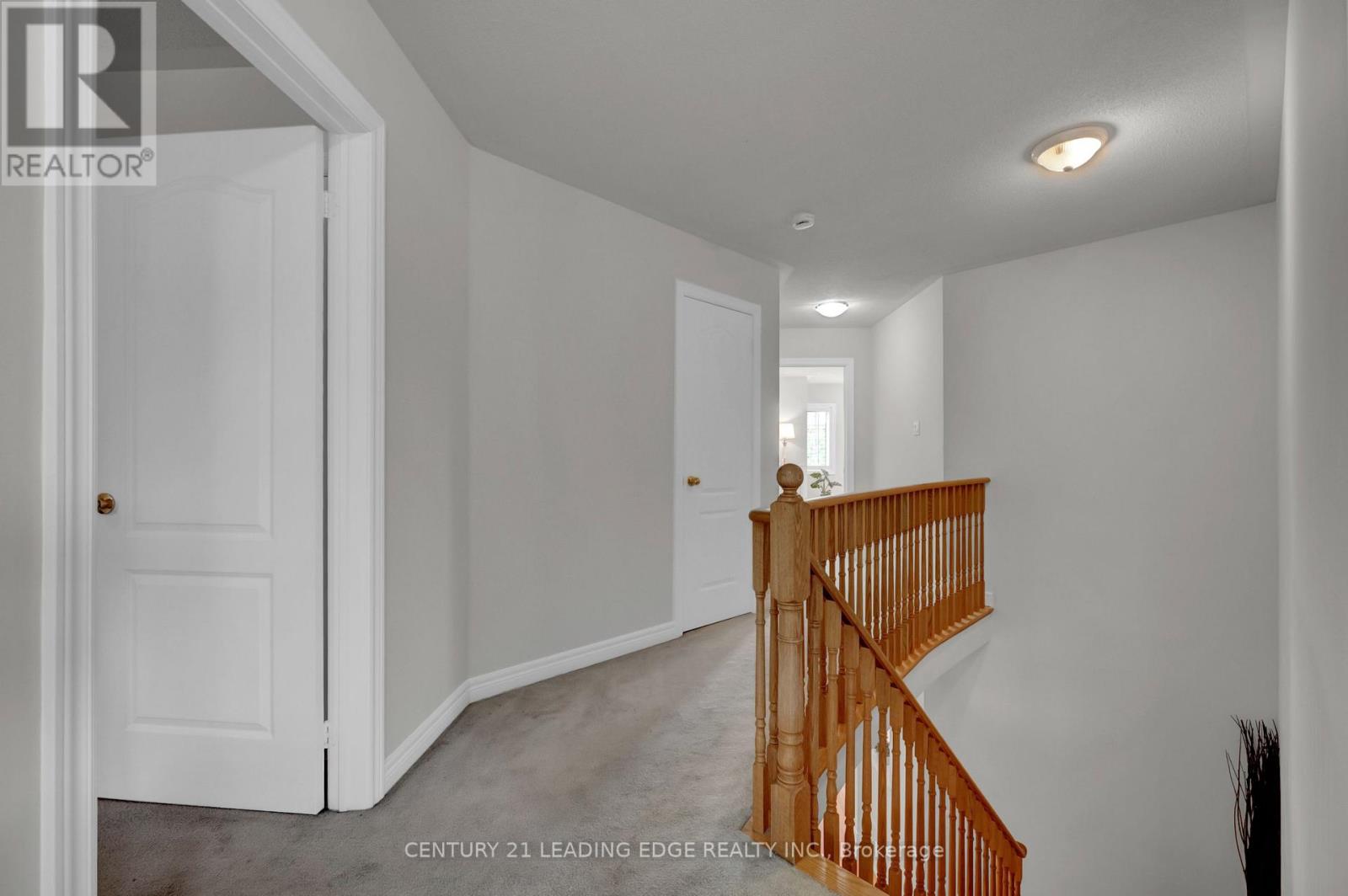 319 Mapleview Court, Pickering, Ontario  L1X 2X3 - Photo 35 - E13549316