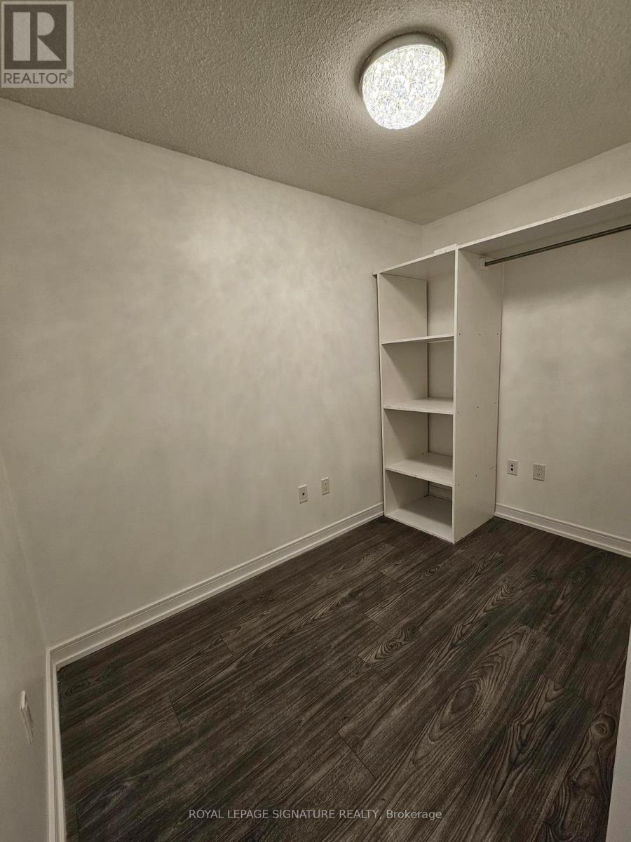 1301 - 225 Village Green Square, Toronto, Ontario M1S 0L7 - Photo 4 - E13549396