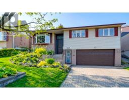 372 DIXON BOULEVARD, Newmarket, Ontario