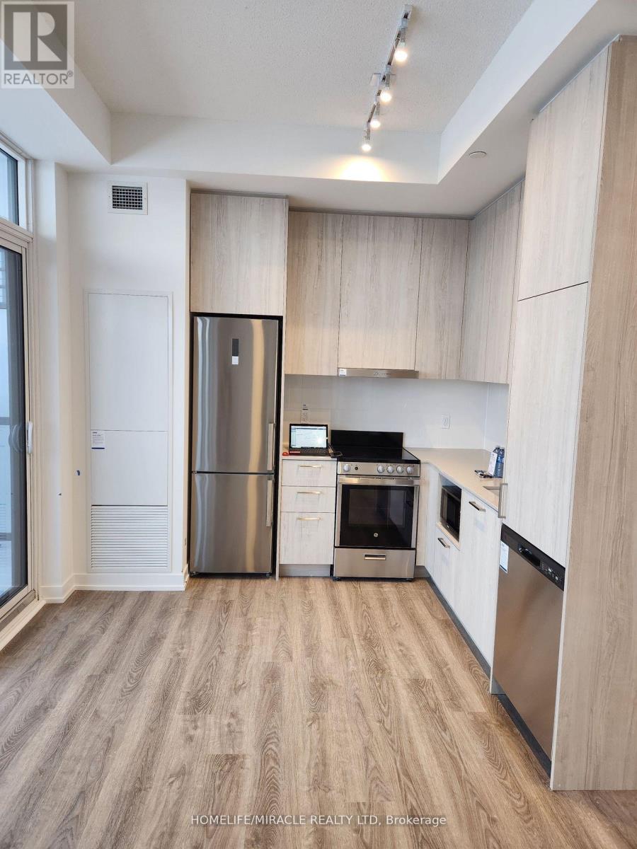 3212 - 195 Commerce Street, Vaughan, Ontario L4K 0P9 - Photo 3 - N13549366