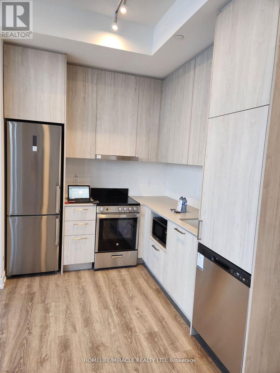 3212 - 195 Commerce Street, Vaughan, Ontario L4K 0P9 - Photo 4 - N13549366