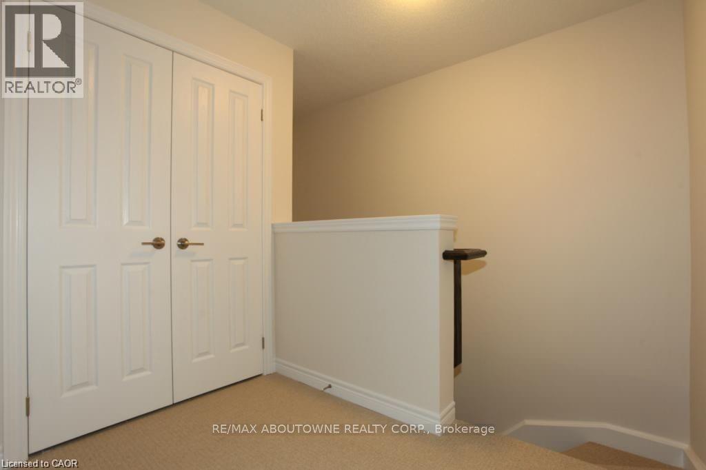 1401 Plains Road E Unit# 104, Burlington, Ontario  L7R 0C2 - Photo 16 - 40843476