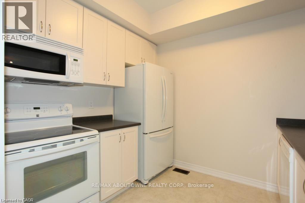 1401 Plains Road E Unit# 104, Burlington, Ontario  L7R 0C2 - Photo 6 - 40843476