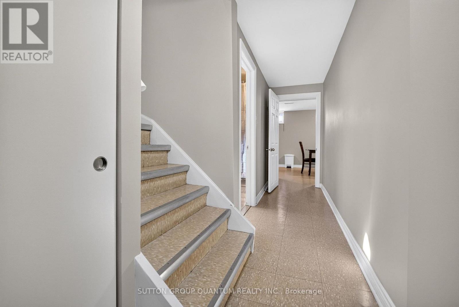 1016 East Avenue, Mississauga, Ontario  L5E 1W8 - Photo 21 - W13549298