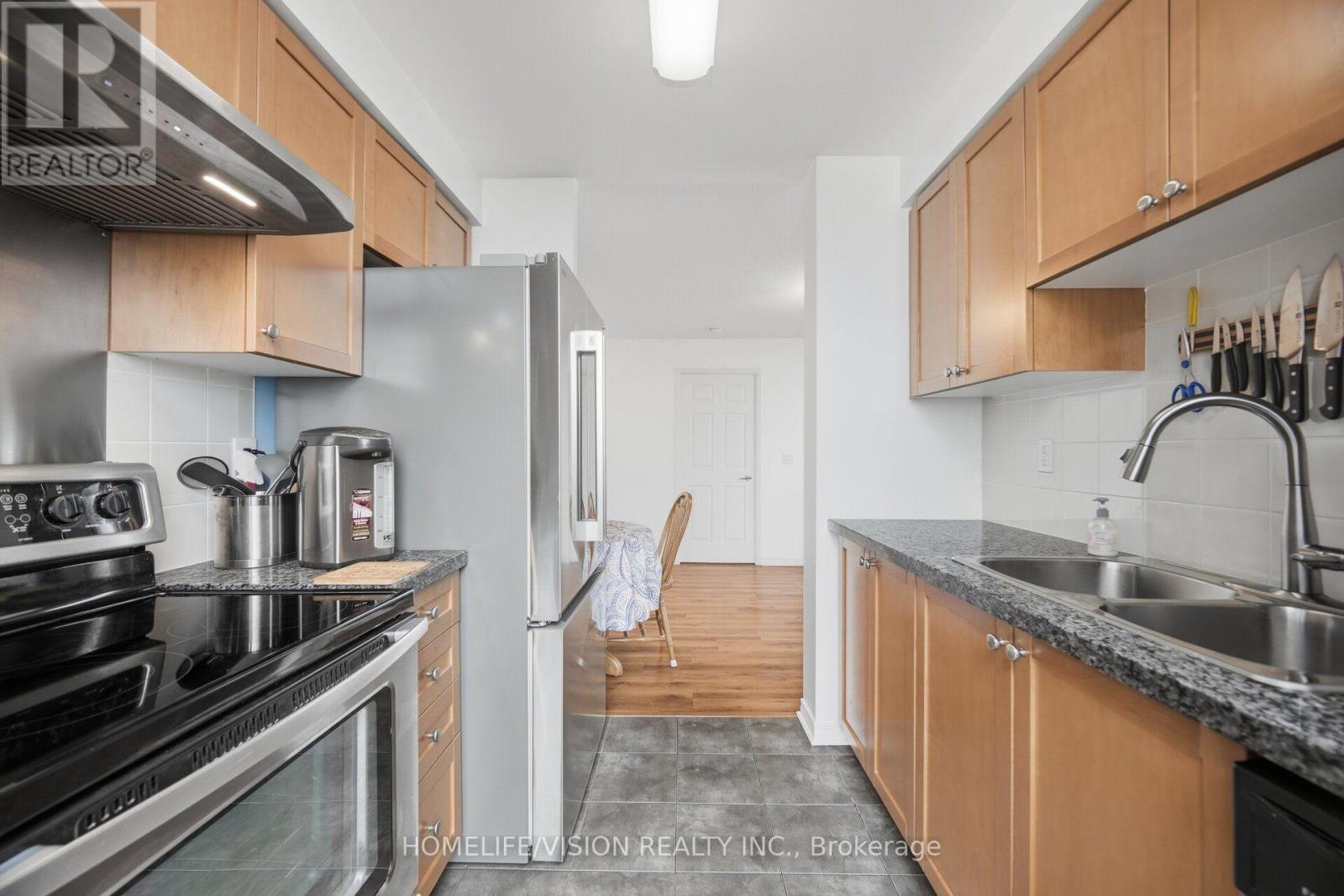 1007 - 3 Michael Power Place, Toronto, Ontario  M9A 0A2 - Photo 15 - W13549402