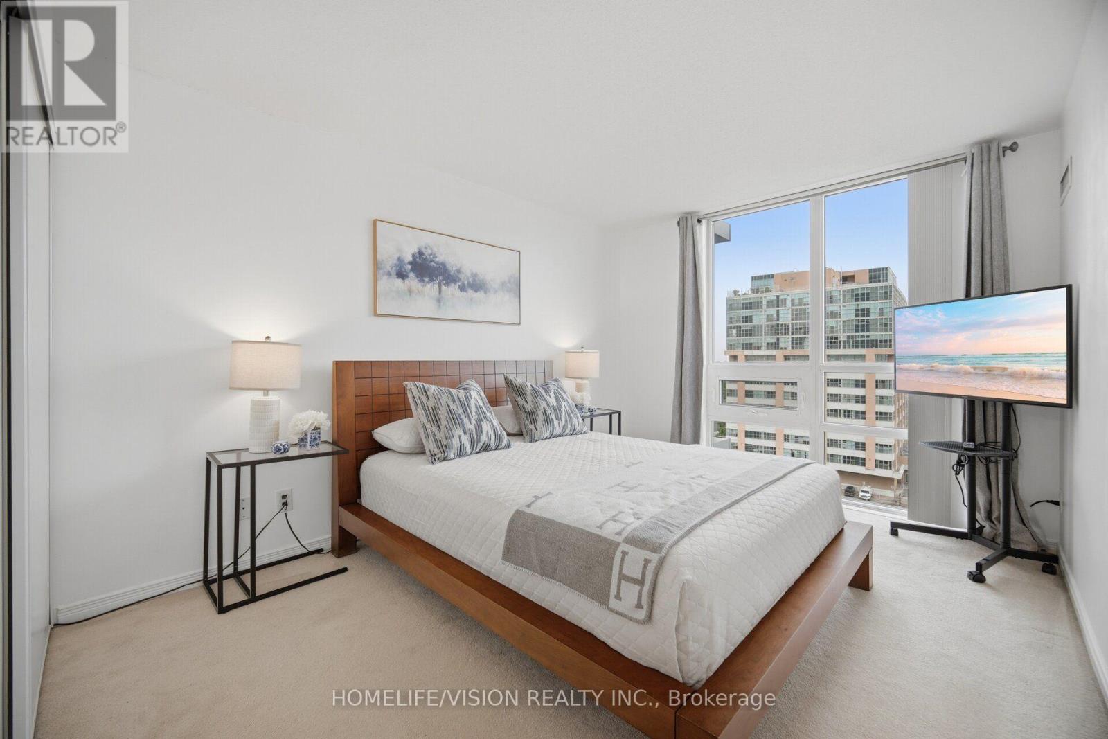 1007 - 3 Michael Power Place, Toronto, Ontario  M9A 0A2 - Photo 17 - W13549402