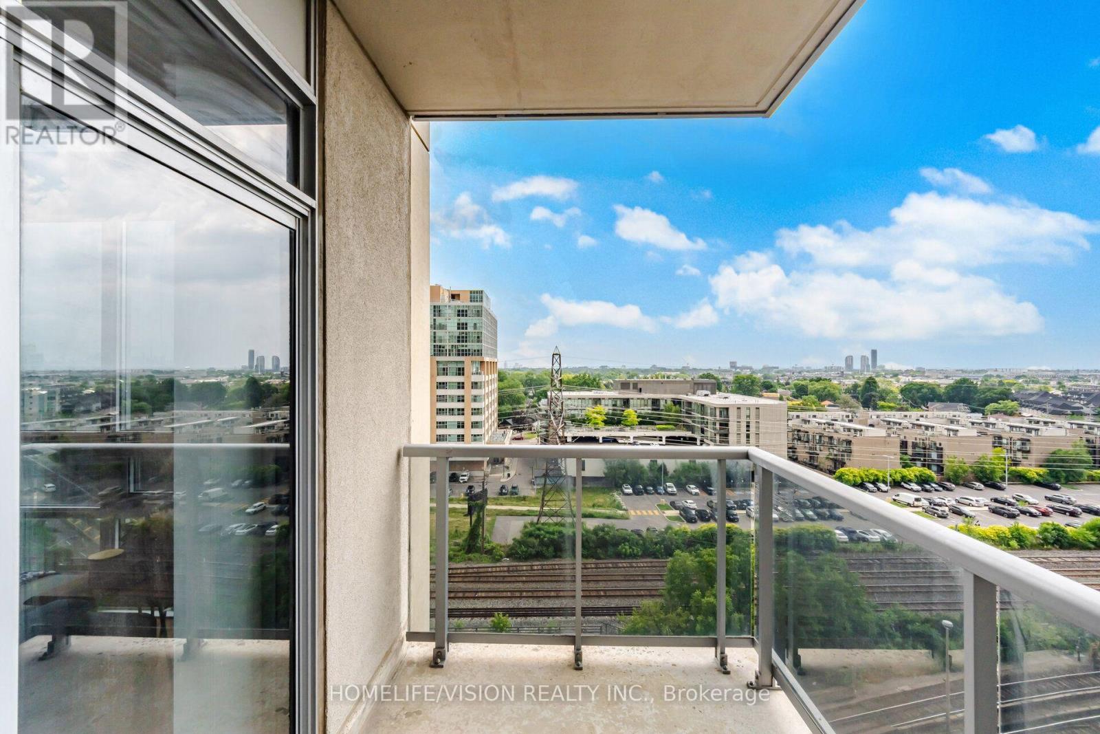 1007 - 3 Michael Power Place, Toronto, Ontario  M9A 0A2 - Photo 27 - W13549402