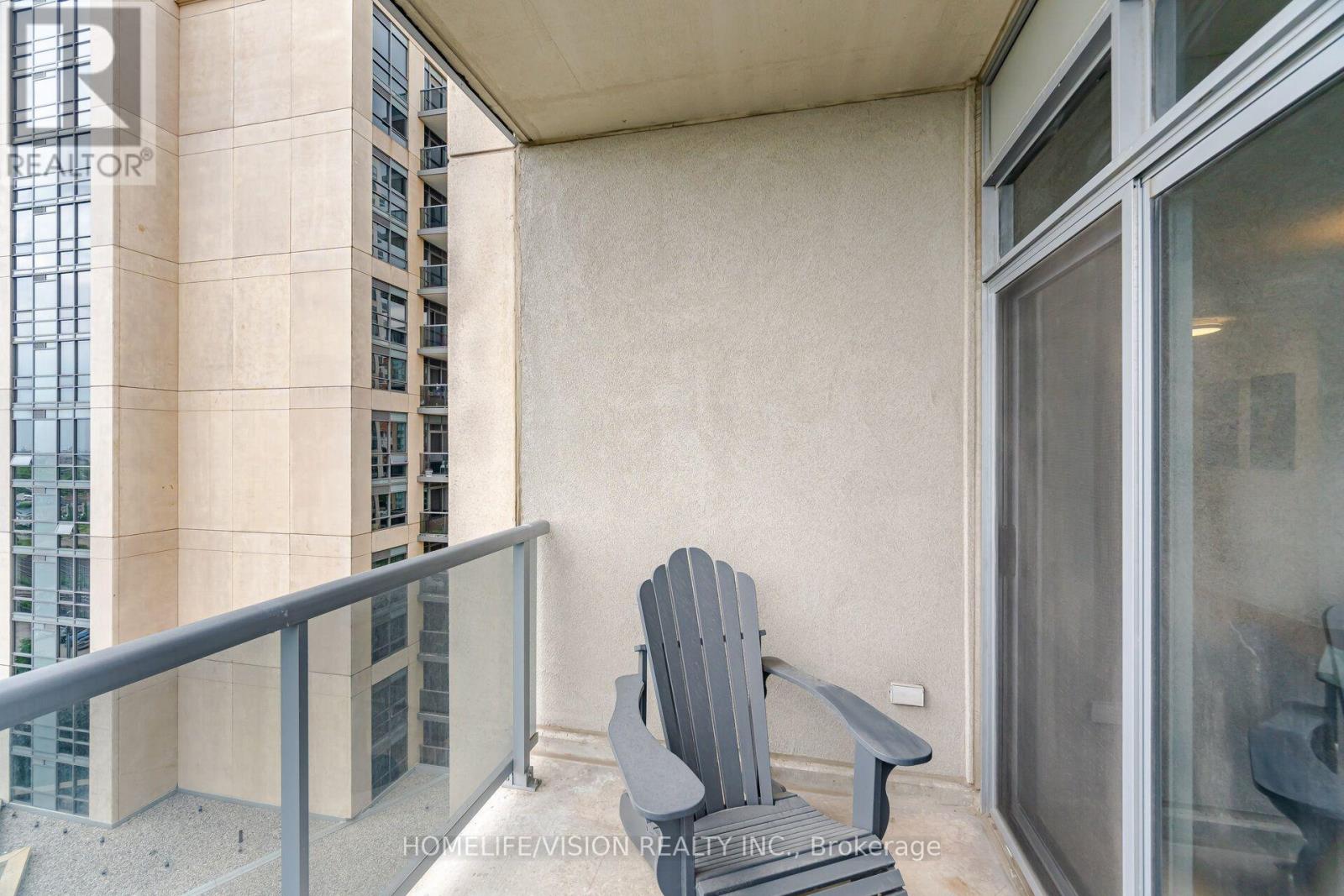 1007 - 3 Michael Power Place, Toronto, Ontario  M9A 0A2 - Photo 28 - W13549402