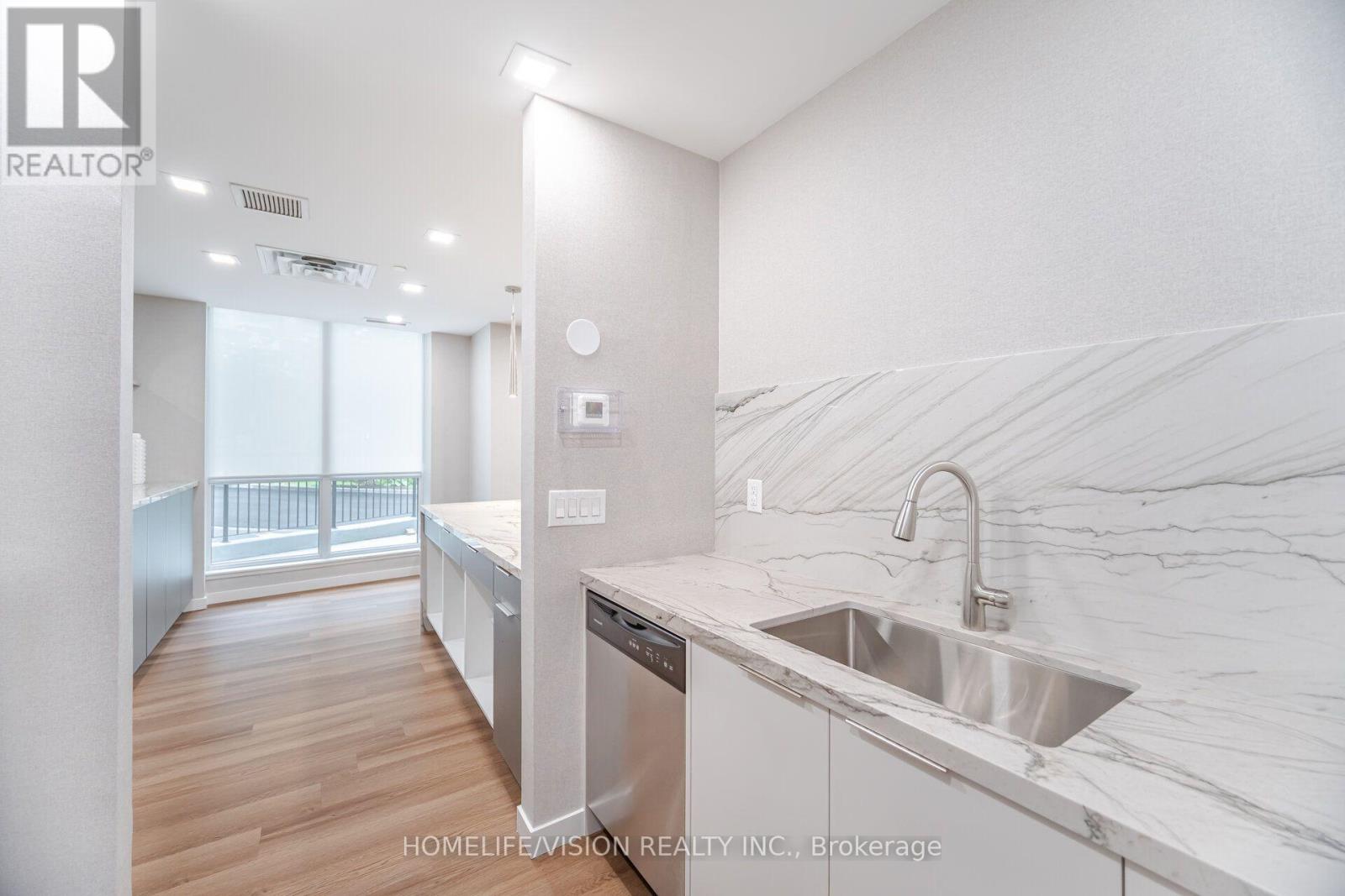 1007 - 3 Michael Power Place, Toronto, Ontario  M9A 0A2 - Photo 41 - W13549402