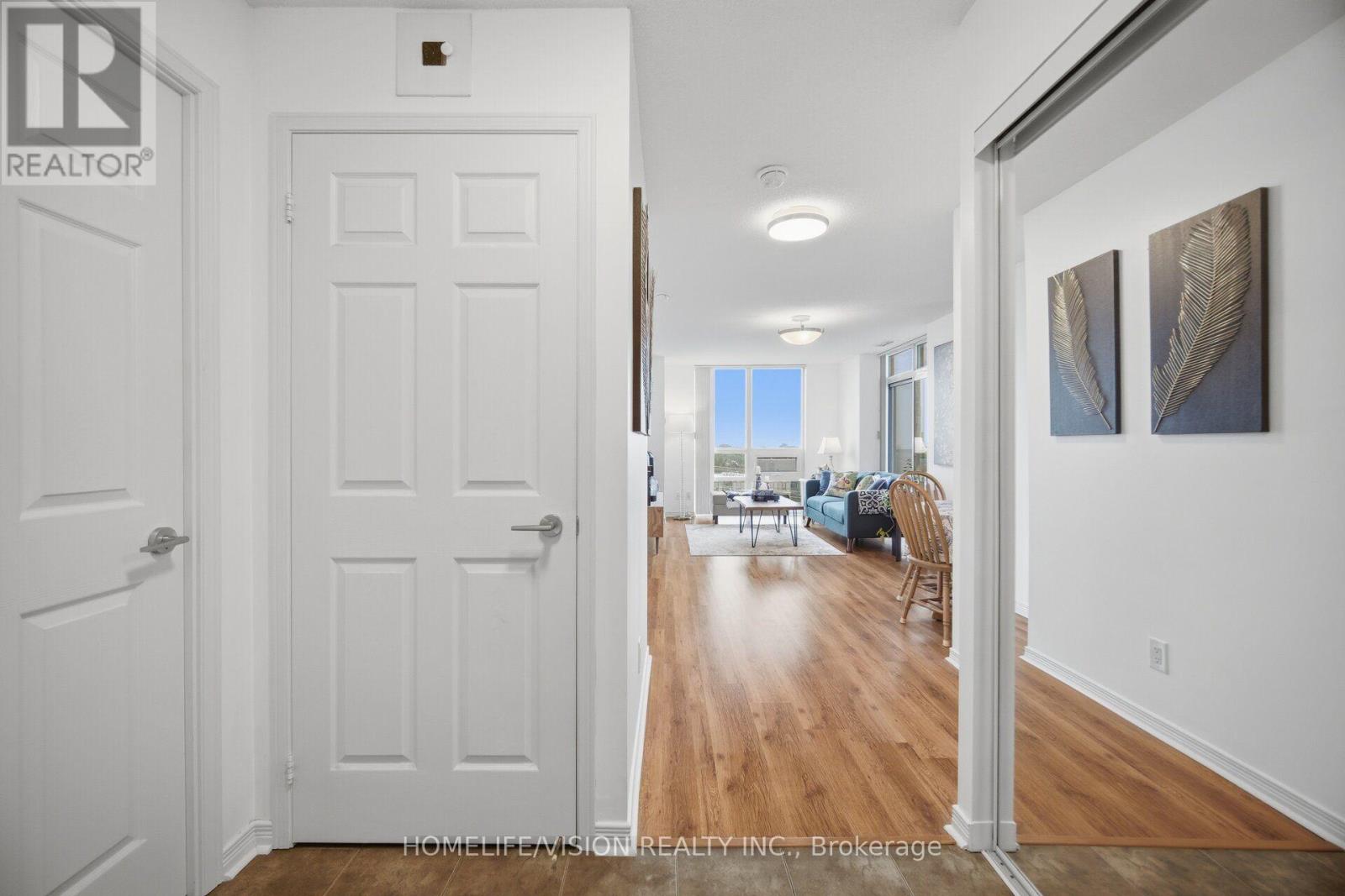 1007 - 3 Michael Power Place, Toronto, Ontario  M9A 0A2 - Photo 6 - W13549402