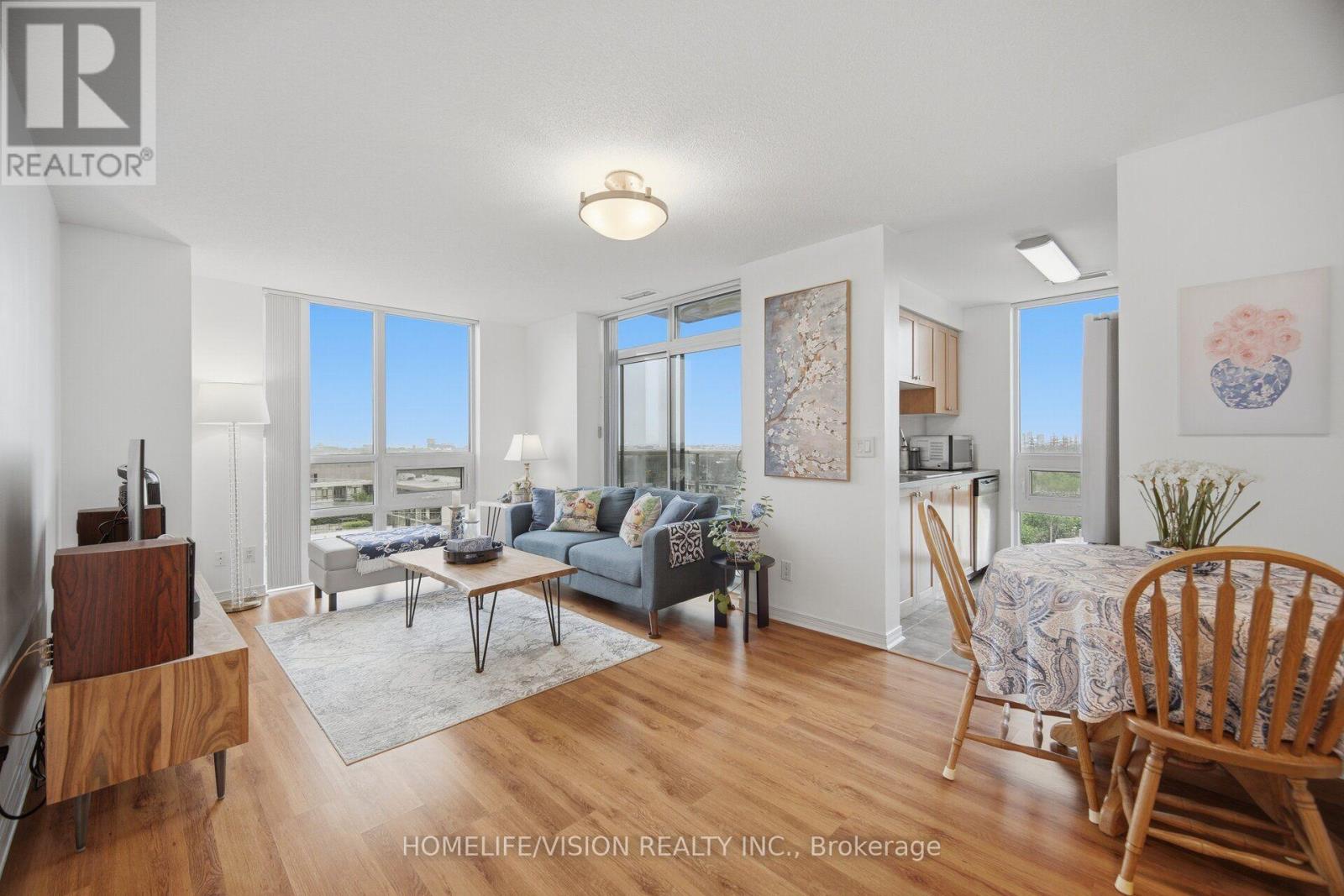 1007 - 3 Michael Power Place, Toronto, Ontario  M9A 0A2 - Photo 8 - W13549402