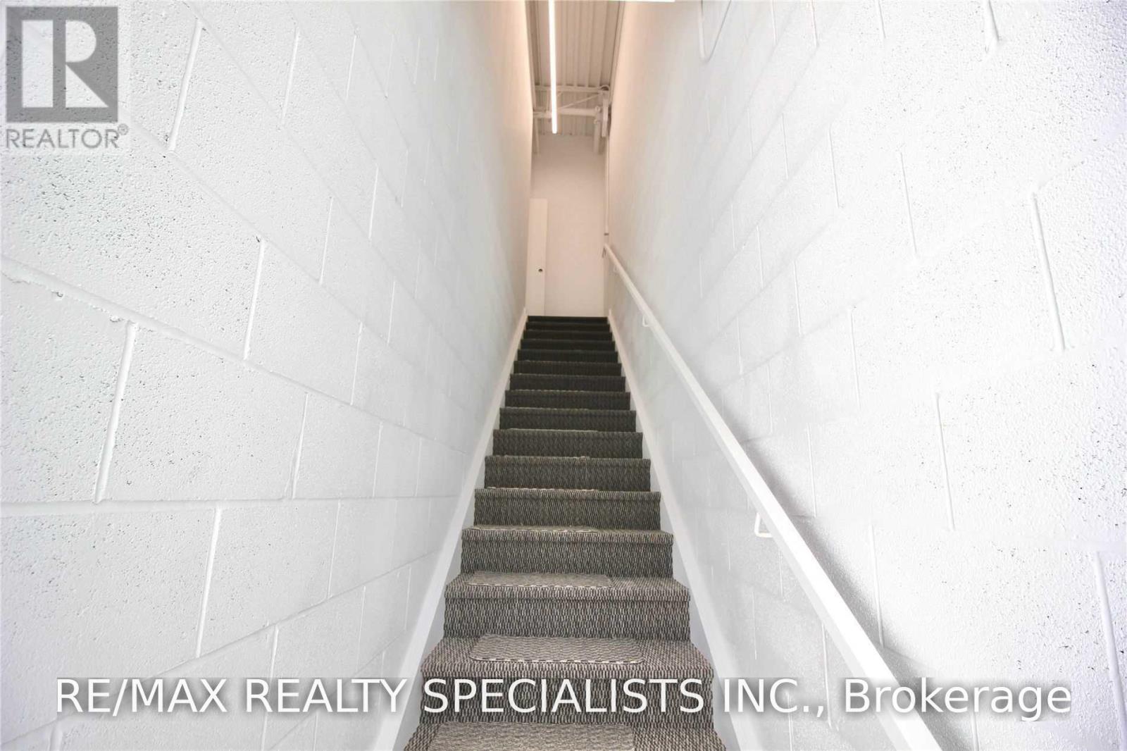 14a - 1235 Queensway Avenue E, Mississauga, Ontario  L4Y 0G4 - Photo 5 - W13549416