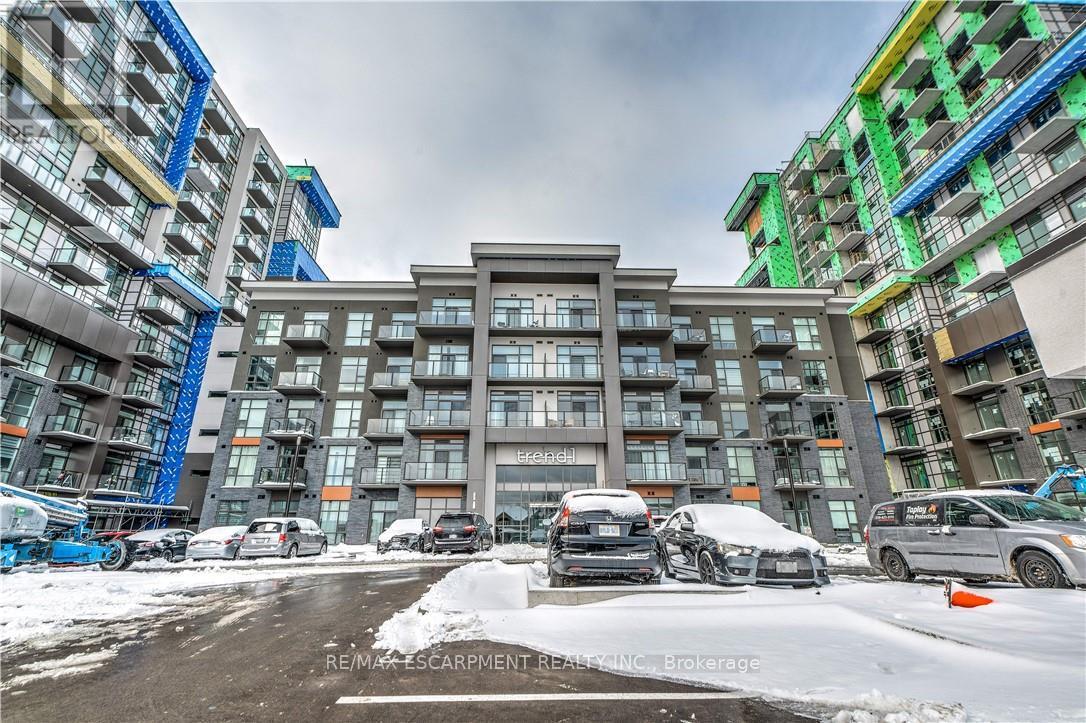 1204 - 450 DUNDAS STREET, Hamilton (Waterdown)