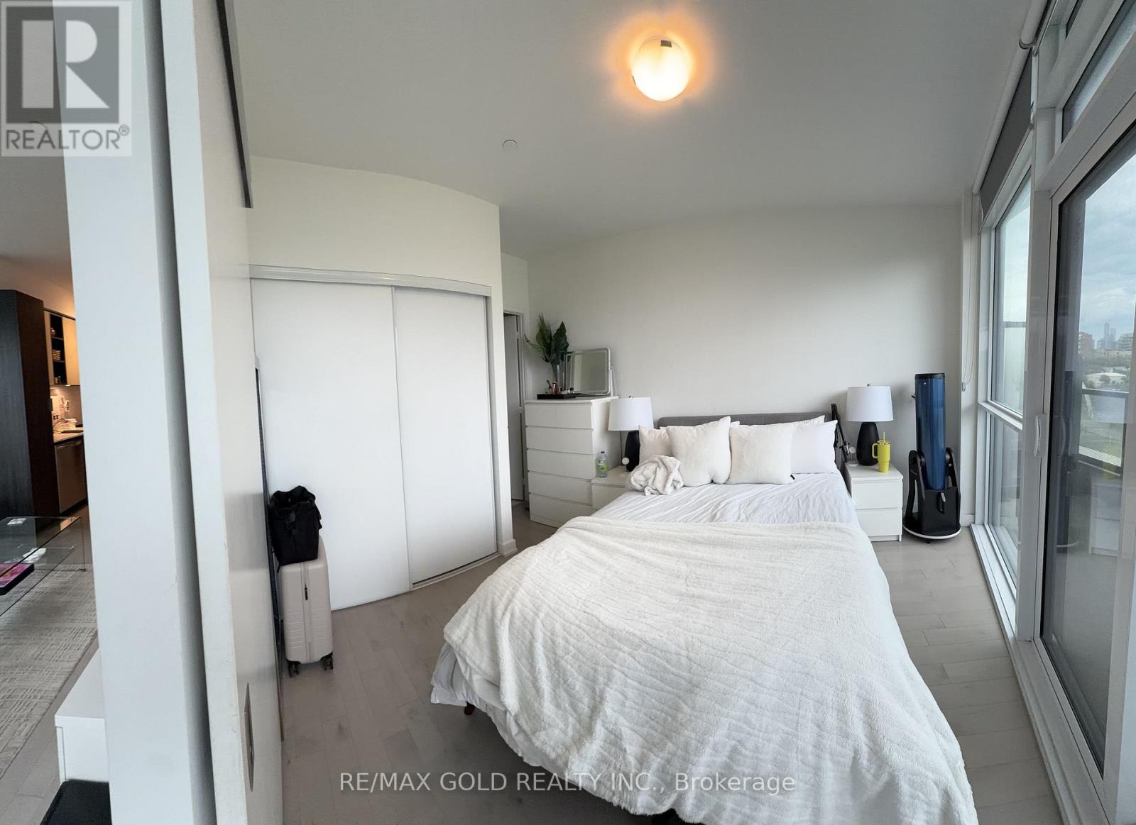 403 - 30 Ordnance Street, Toronto, Ontario M6K 0C8 - Photo 12 - C13531456