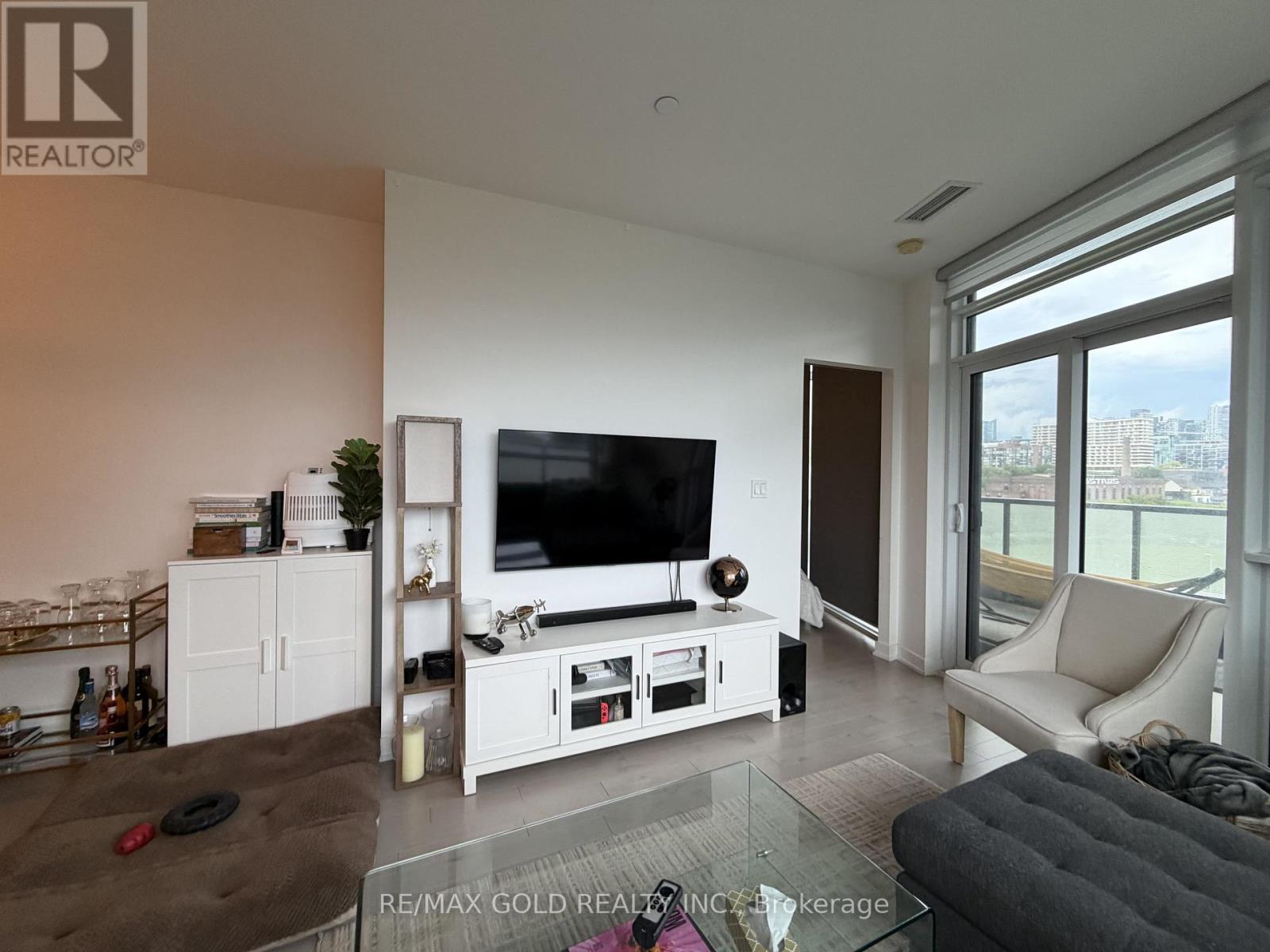 403 - 30 Ordnance Street, Toronto, Ontario M6K 0C8 - Photo 11 - C13531456