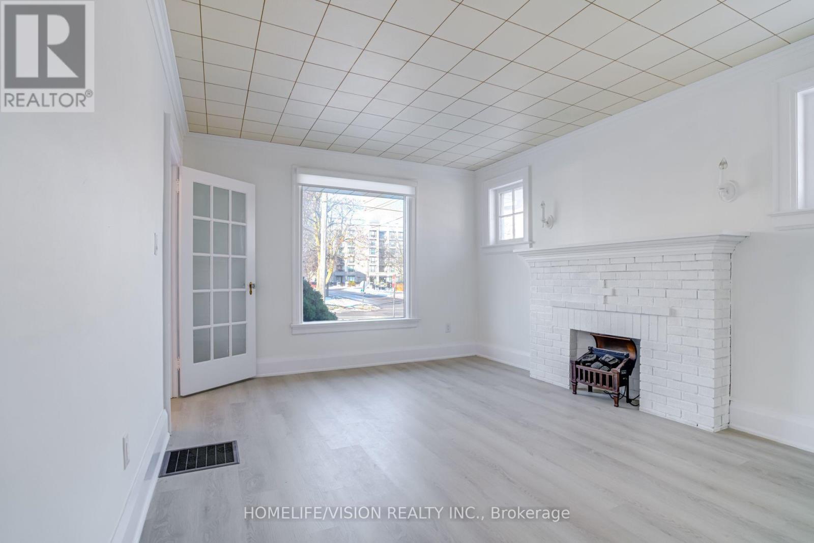 133 Mary Street E, Whitby, Ontario  L1N 2P3 - Photo 9 - E13539624