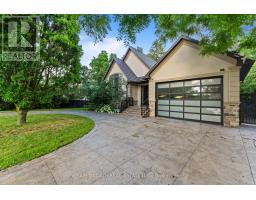 3168 LAKESHORE ROAD W, Oakville, Ontario