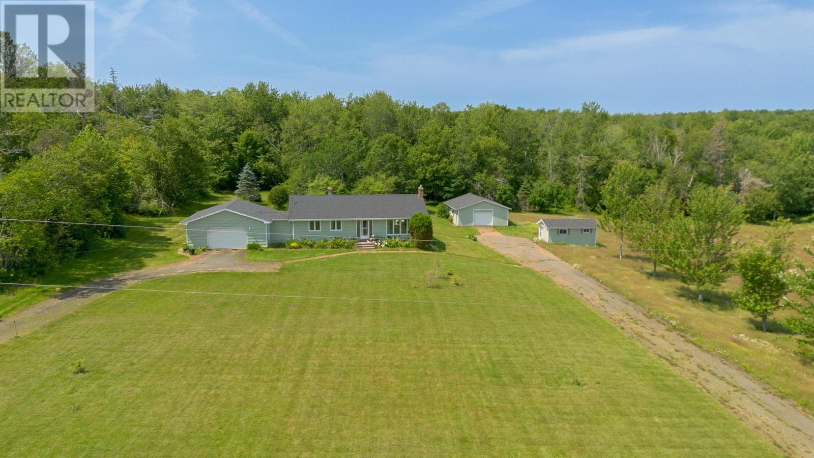 418 Rte 19, Meadowbank, Prince Edward Island  C0A 1H1 - Photo 3 - 202617205