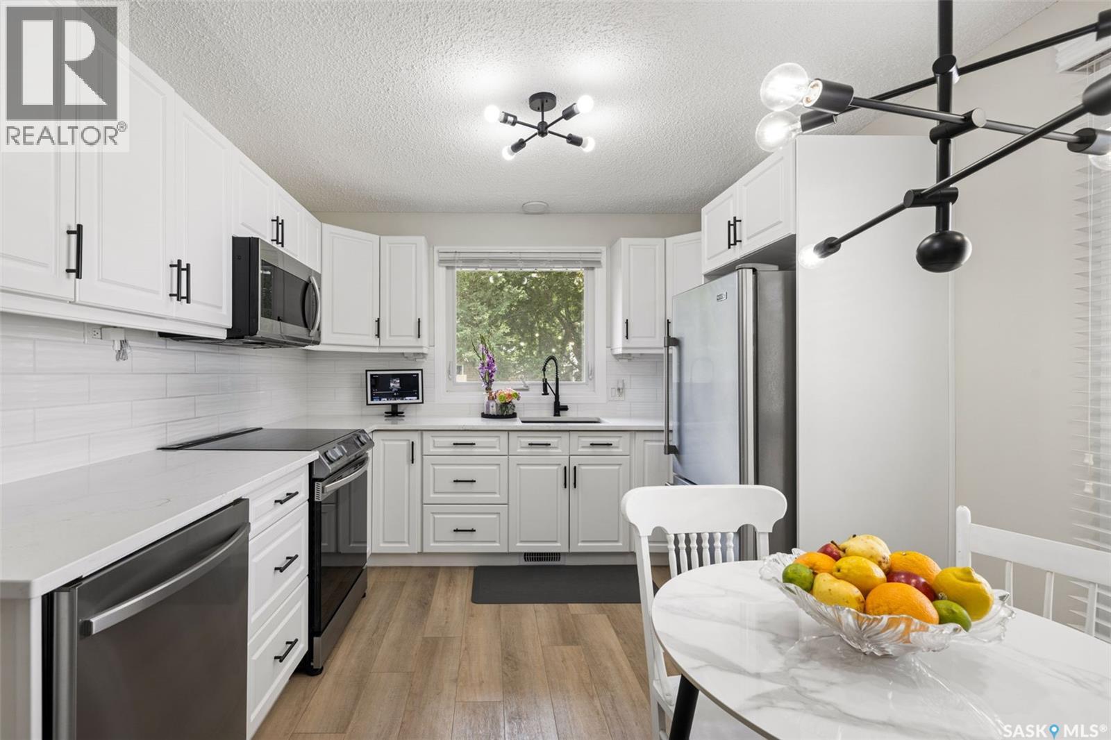 47 Green Meadow Road, Regina, Saskatchewan  S4V 0A6 - Photo 6 - SK042179