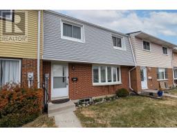 9 - 5 WINCHESTER DRIVE, Greater Napanee, Ontario