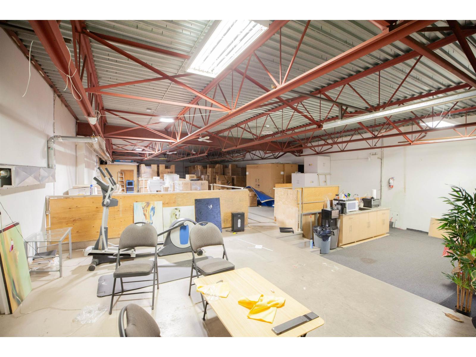 Listing image 24