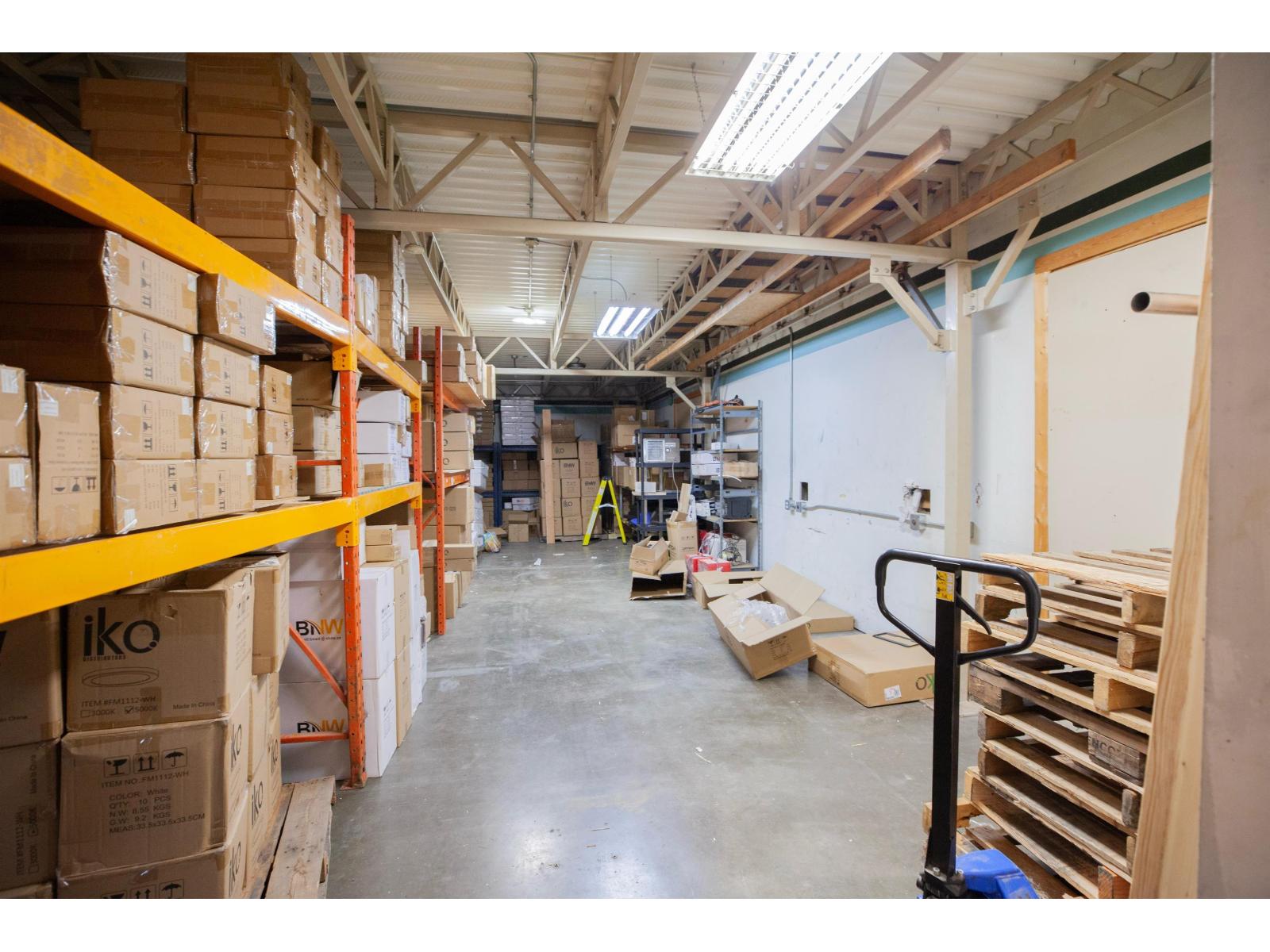 Listing image 17