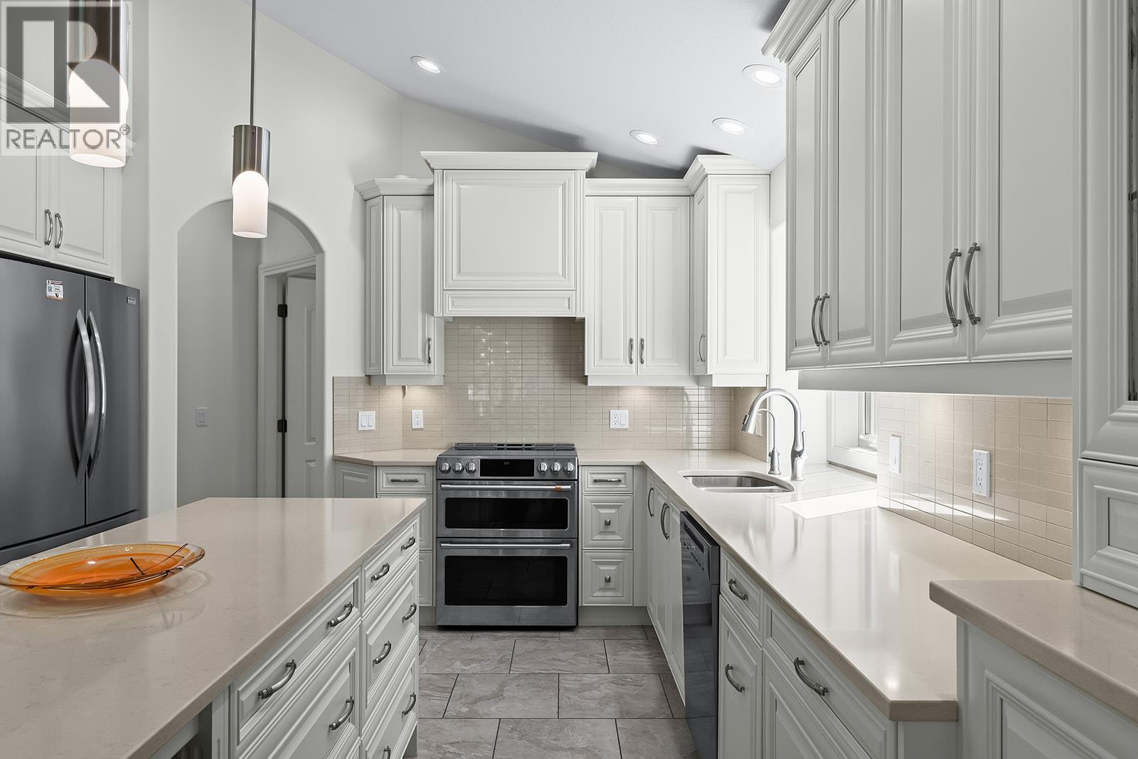 4332 Gallaghers Forest S Road, Kelowna, British Columbia  V1W 4X3 - Photo 14 - 10393820