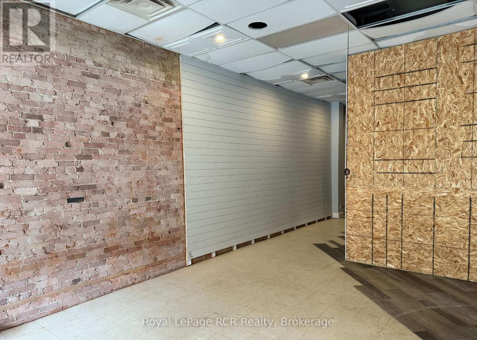 927 2nd Avenue E, Owen Sound, Ontario  N4K 2H5 - Photo 4 - X12477044