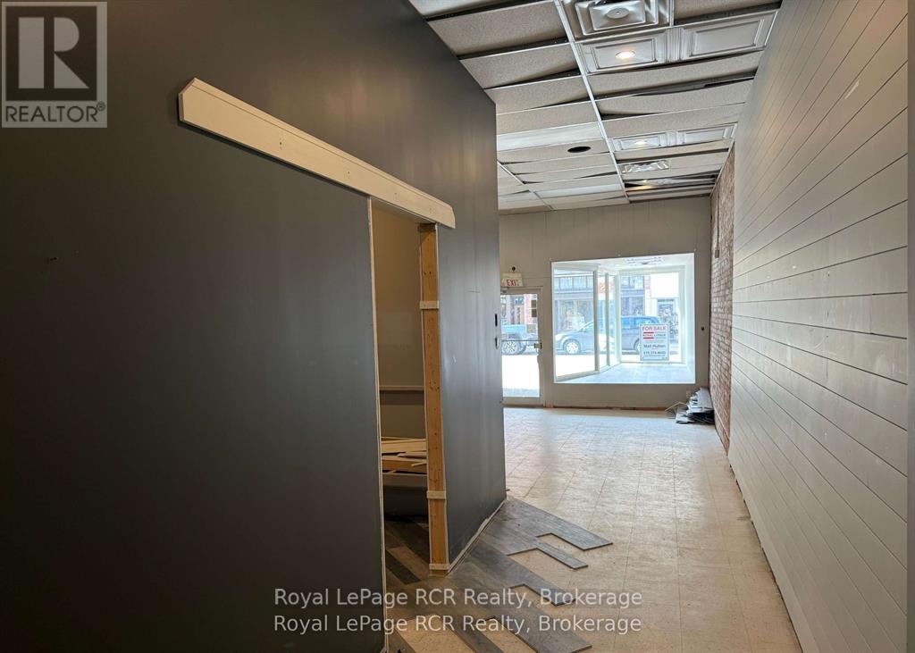 925 & 927 2nd Avenue E, Owen Sound, Ontario  N4K 2H5 - Photo 12 - X12793092
