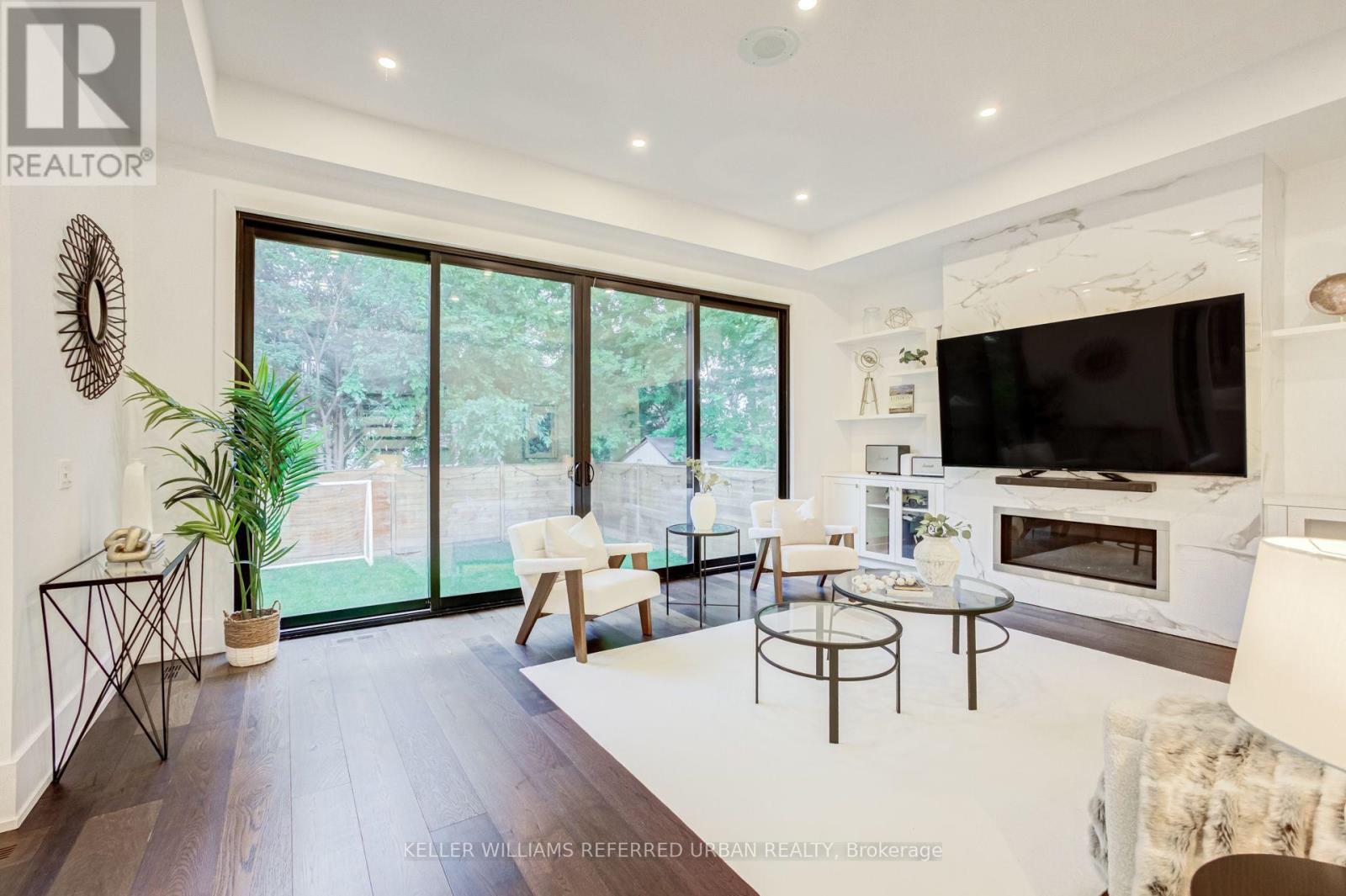 57 Ambleside Avenue, Toronto, Ontario  M8Z 2H8 - Photo 14 - W13543286